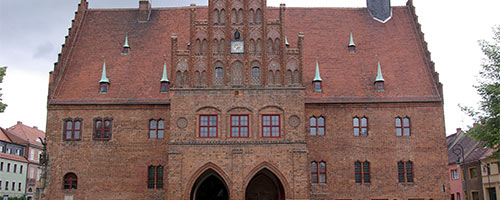 Jüterbog (Teltow-Fläming), Rathaus, Foto 2009 - https://commons.wikimedia.org (Foto: Clemensfranz, CC BY-SA 3.0
