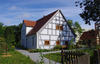 huefnerhaus 1